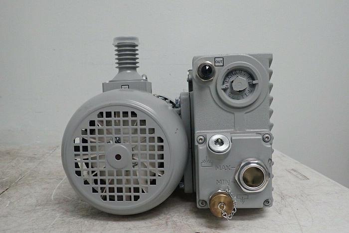 Used Agilent MS40+ RVP Model 9499225M013 Rotary Vane Vacuum Pump