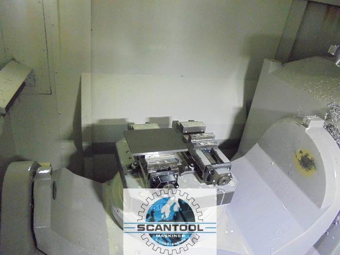 Used 5-axes Horizontal Machining Centre