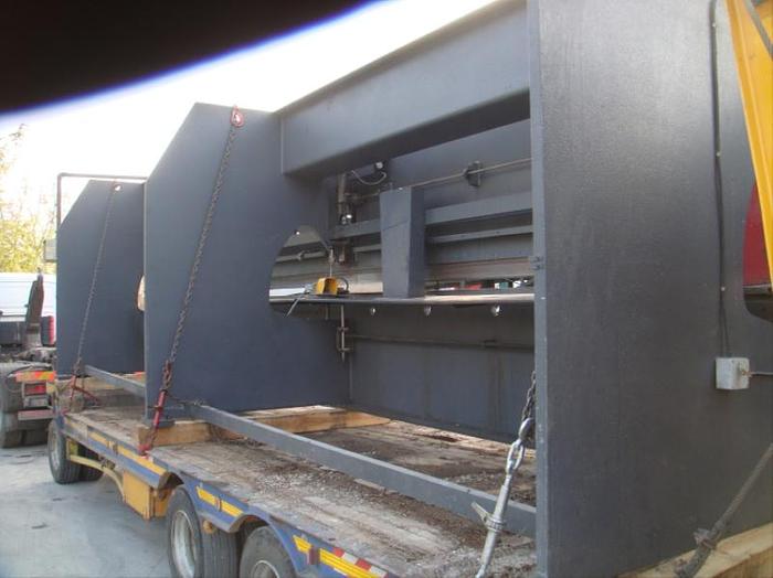 Usato PIEGATRICE STILMEC 90 IDRAULICA 10500 X 90t