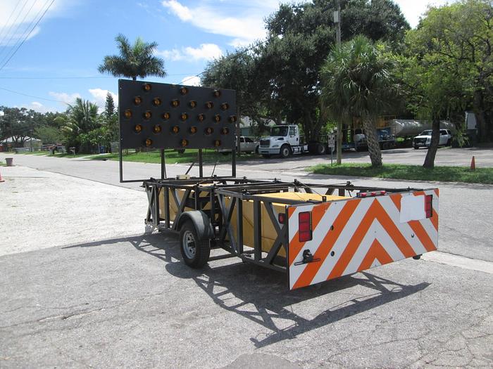 Used 2013 Energy Absorption Attenuator Crash Trailer