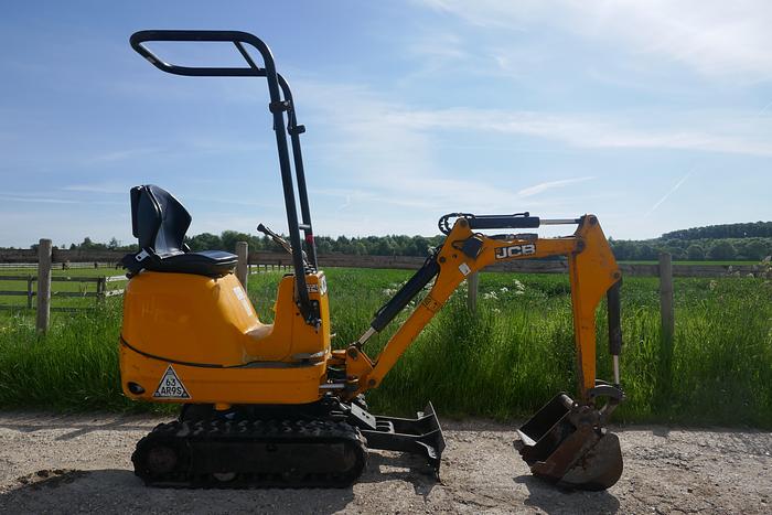 Used 2018 JCB 8008 CTS