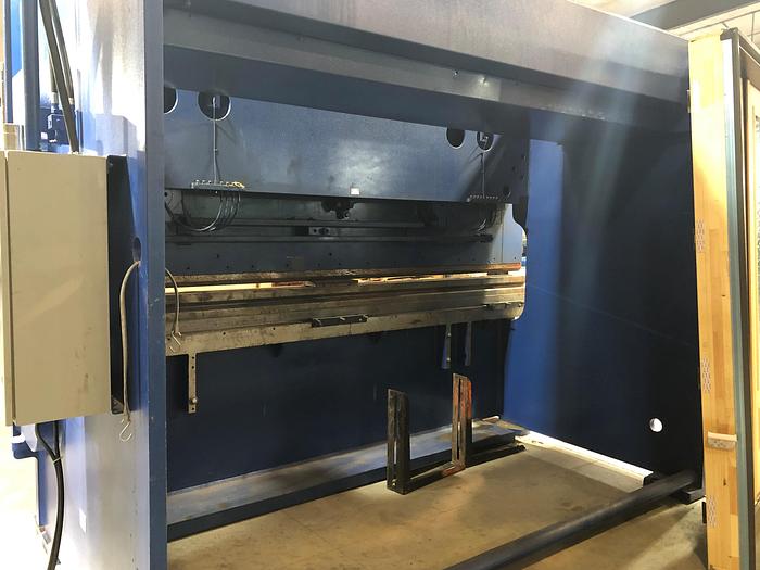 Used Standard Industrial HydroMechanical Press Brake AB325-12