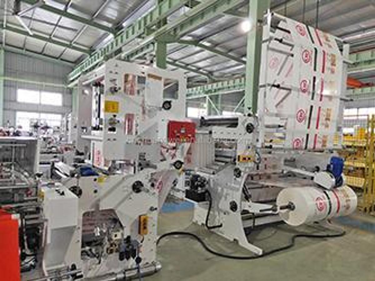 2026 Chovyting CW-800SDP Fully Automatic High Speed Handle Bag Making Machine