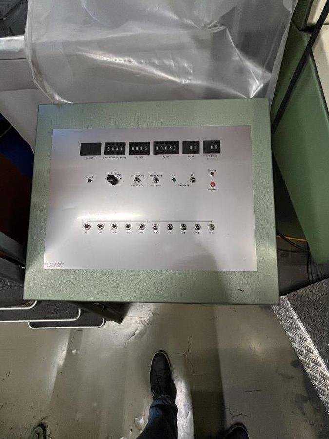 Used DIECK ELEKTRONIK PUNCHING UNIT