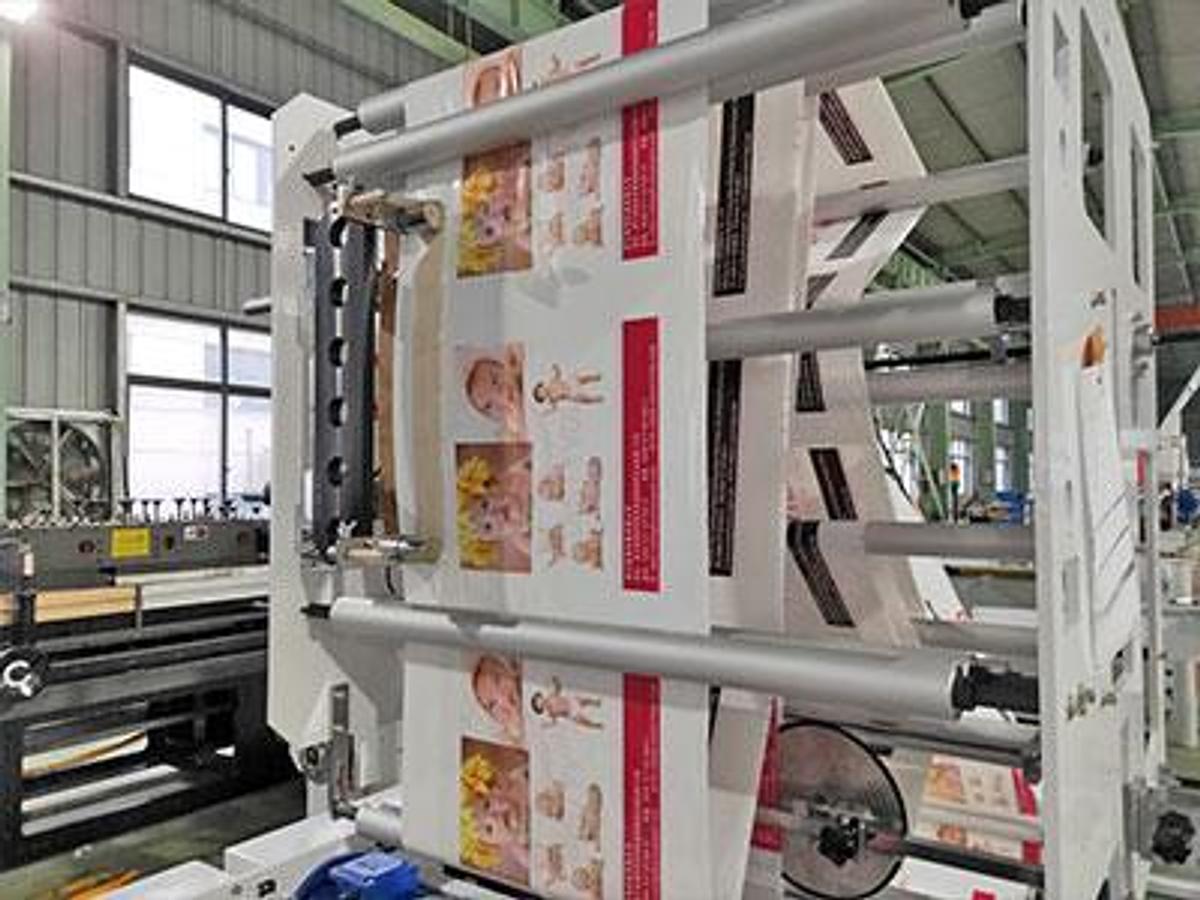 2026 Chovyting CW-800ZD Fully Automatic Plastic Hand Bag Making Machine [Four Functions]