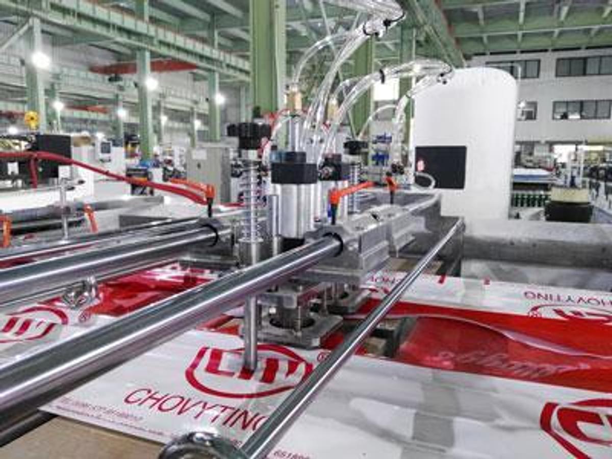 2026 Chovyting CW-1000SW Fully Automatic Sine Wave Bag Making Machine