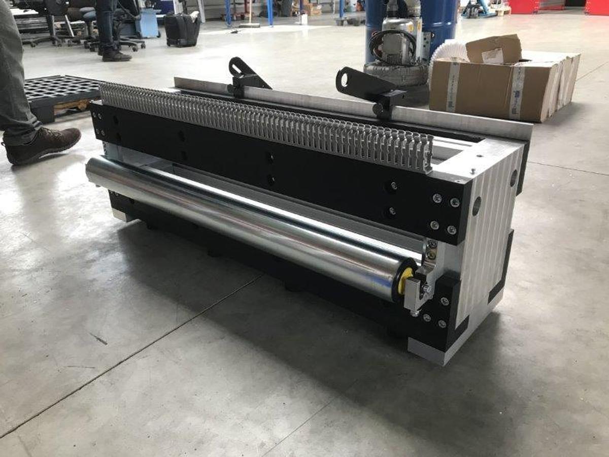 ELECTROMAGNETIC PUNCHING UNIT