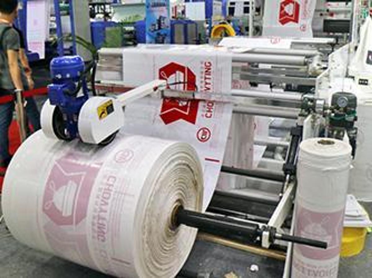 2026 Chovyting CW-1000PG Fully Automatic Draw Tape Garbage Bag Making Machine for Performation Bag-on-Roll