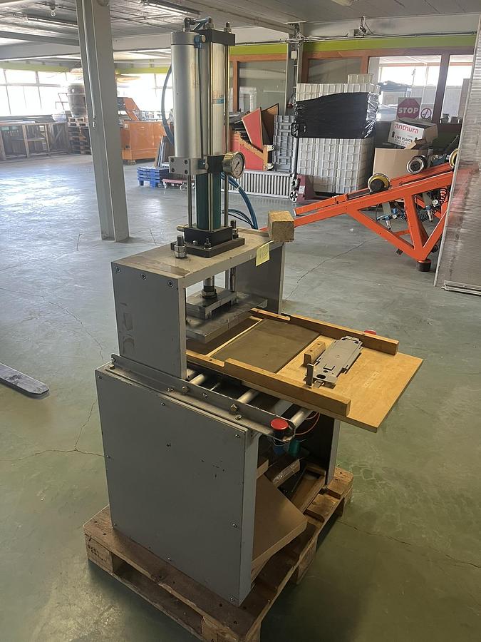 Gebruikt De Bernardi PlastiMac 402A