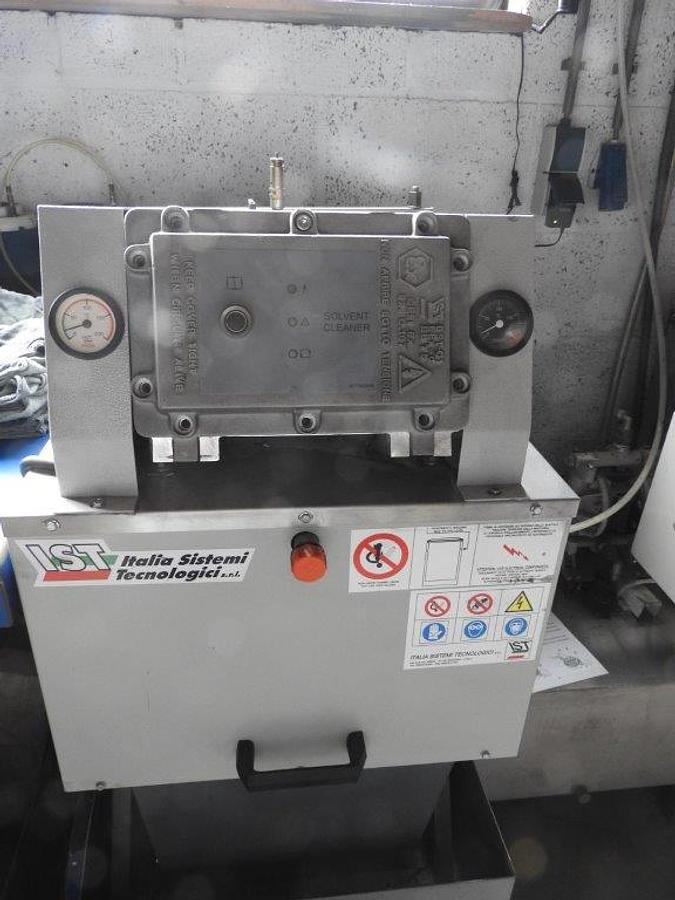 Used IST ink tray cleaning unit