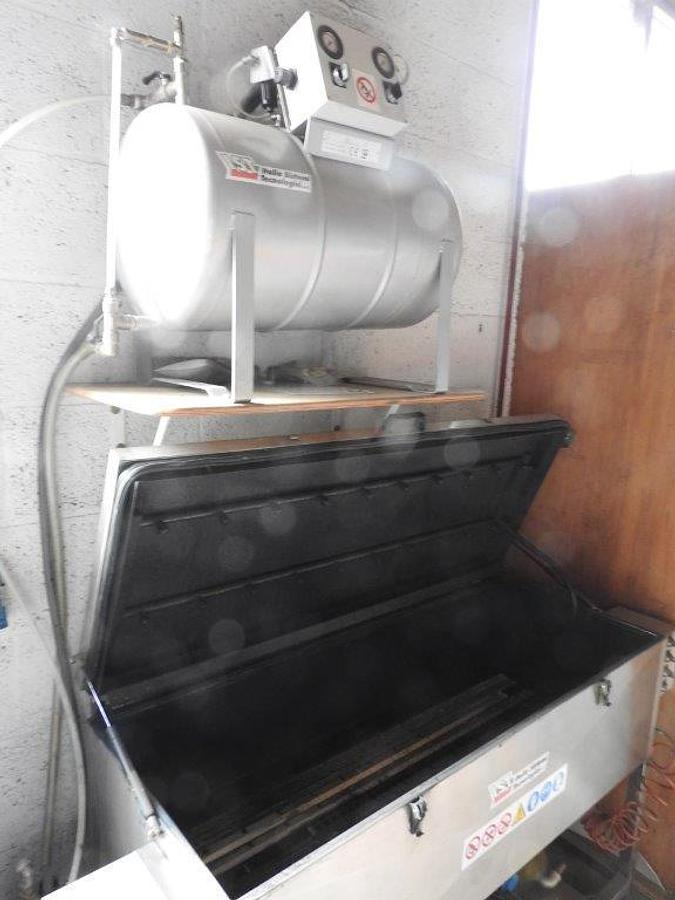 Used IST ink tray cleaning unit