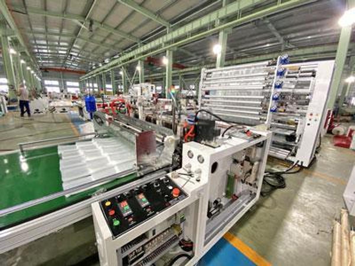 2026 Chovyting CW-1100BS5+AP High Speed Calendar Bag Making Machine