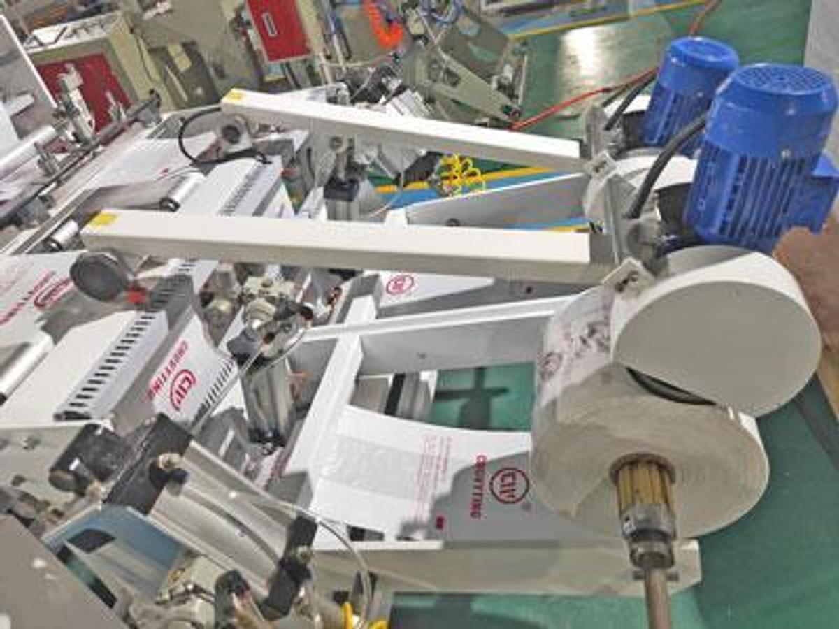 2026 Chovyting CW-400V2 Fully Automatic Super High Speed T-shirt Bag Making Machine