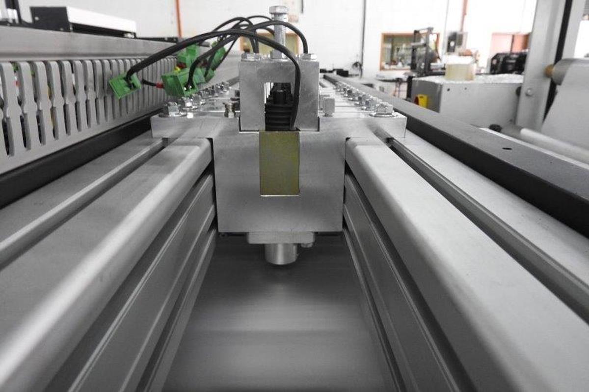 ELECTROMAGNETIC PUNCHING UNIT