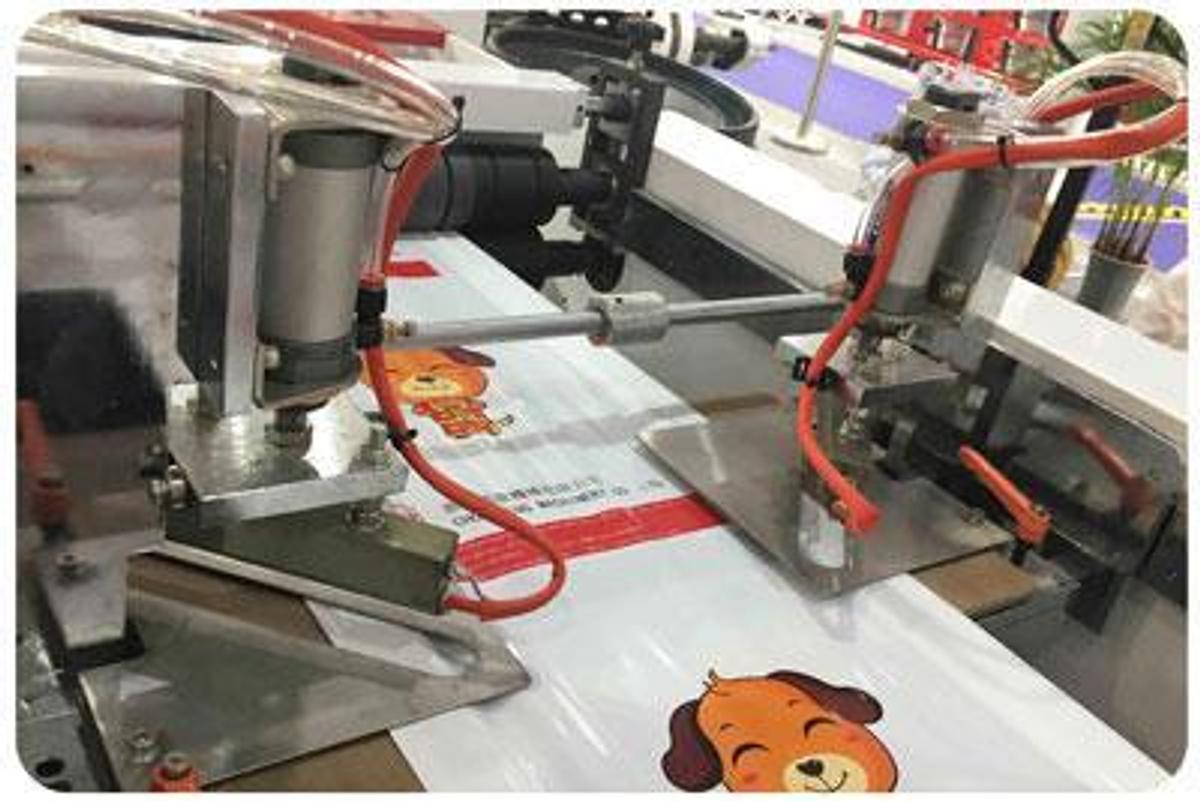 2026 Chovyting CW-500ZD Fully Automatic Bottom Seal Soft Loop Handle Bag Making Machine