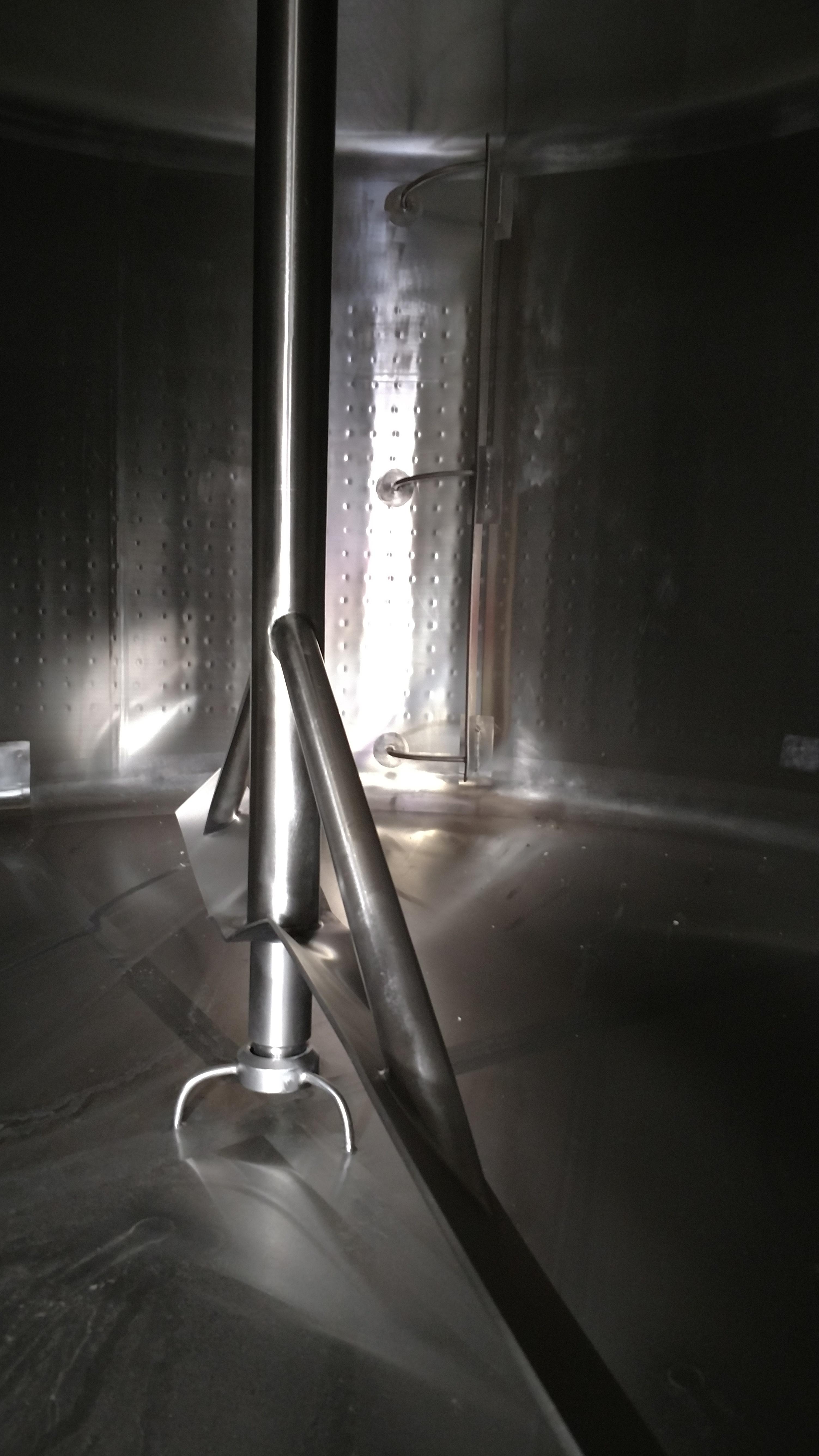 Usado 3000 GALLON PROCESSOR TANK. DCI MODEL DR8 SERIAL C97-D5209-B