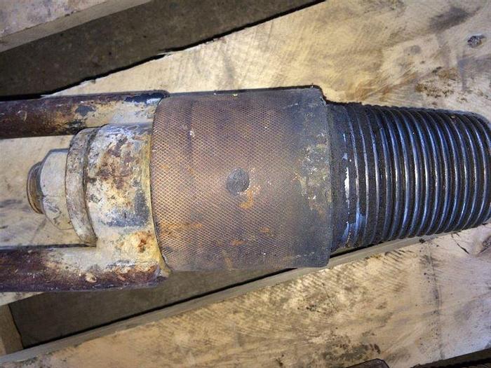 Used Lifting Plug with Swivel 410310937