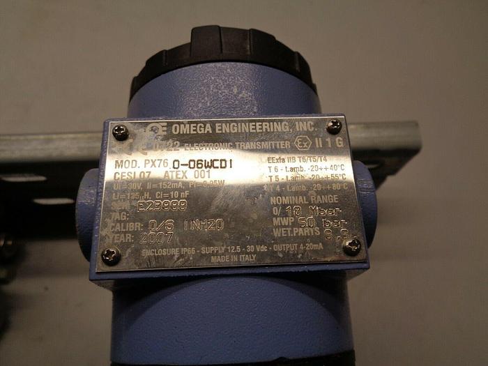 Used OMEGA PX76 0-06WCD1 DIFFERENTIAL PRESSURE TRANSMITTER Lot of 2 W/Mount
