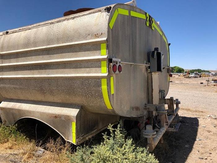 Used HB18249 water tank 15000 gallon for Komatsu 210 truck or Cat 777