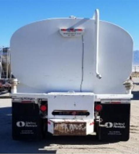 Used 2008 INTERNATIONAL 4,000 GALLON WATER TRUCK