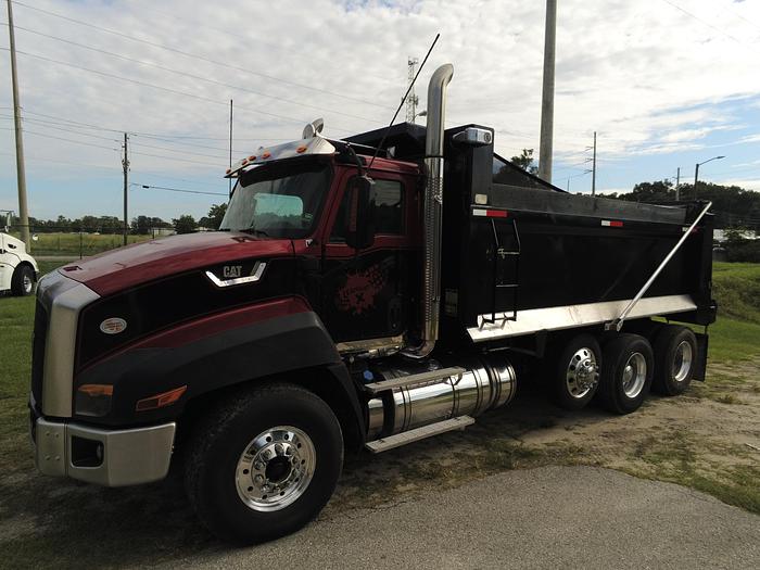 Used 2014 Caterpillar CT660