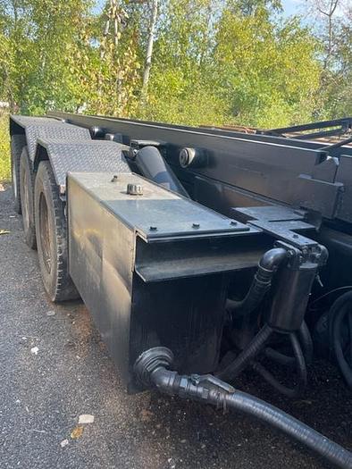 Used 2004 western star 4900 series