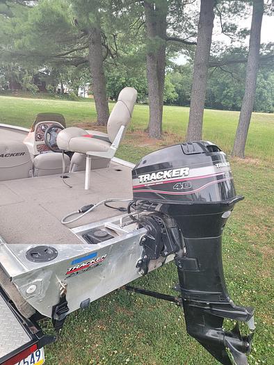 Used 2000 Bass Tracker Pro Team 175
