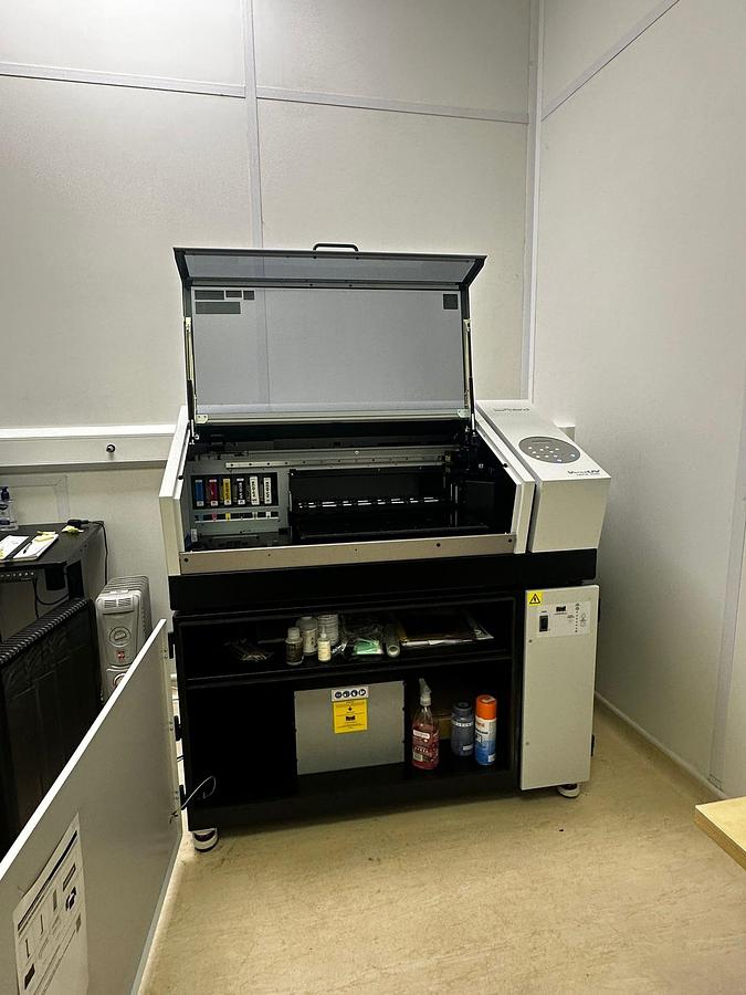 Used Roland LEF2-200 UV Flatbed Printer