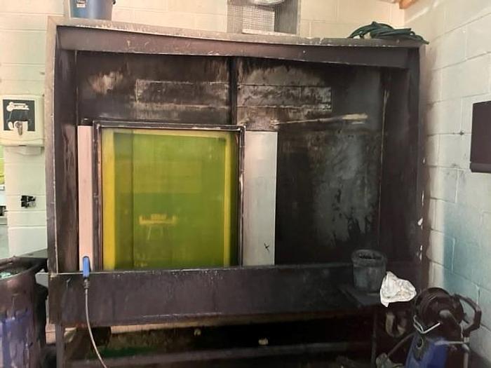 Used Natgraph Backlit Washout Booth