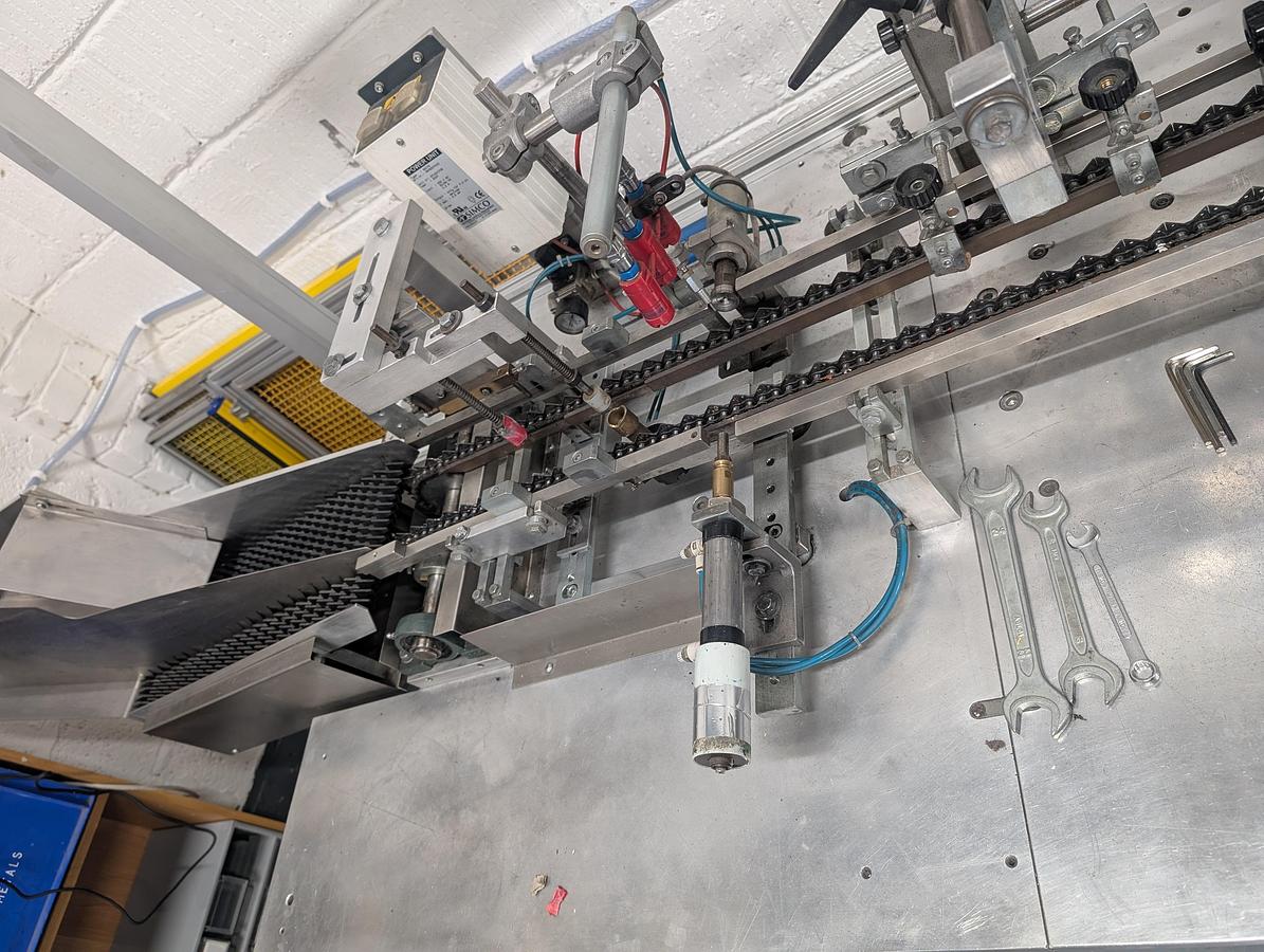 Used 2003 Ardenghi 2 Colour Automatic Pen Screen Printer