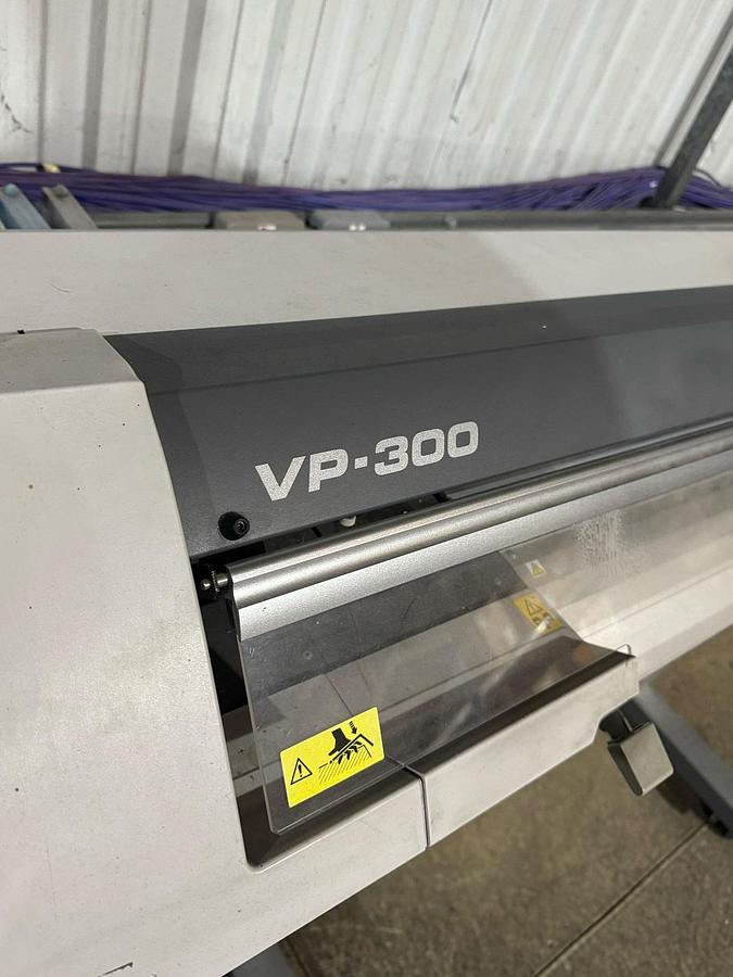 Used Roland Versacamm VP-300 (2)