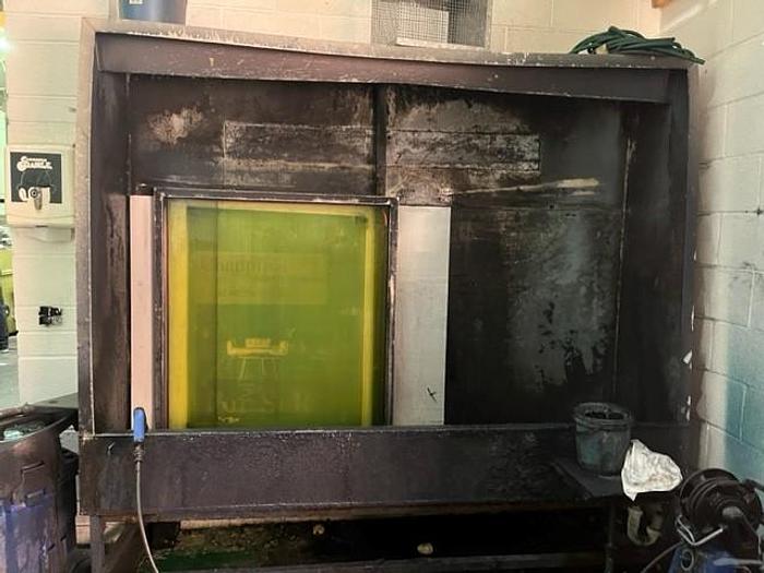 Used Natgraph Backlit Washout Booth