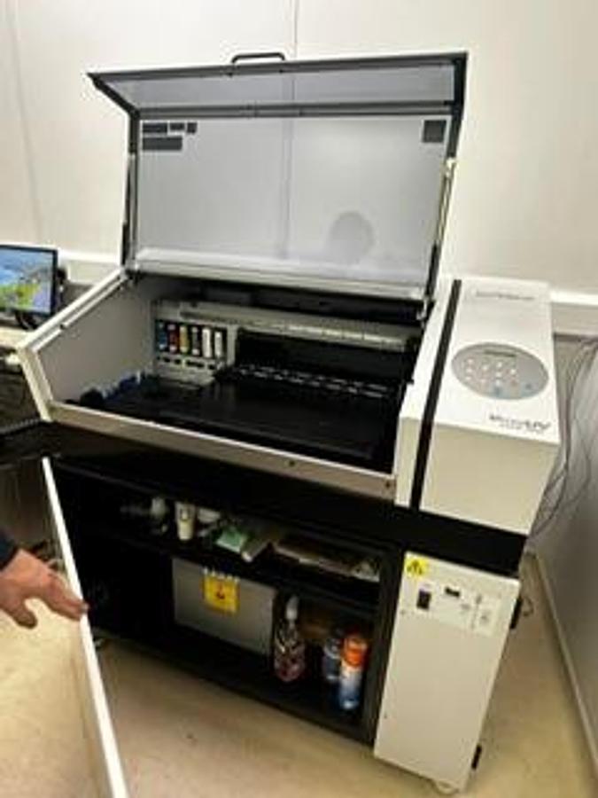 Used Roland  LEF2-200 UV Flatbed Printer