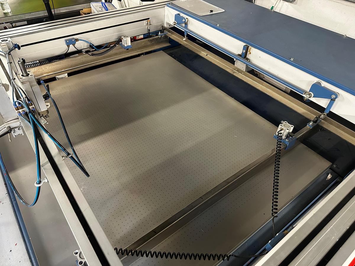 Used 2012 HG Kippax 4030T