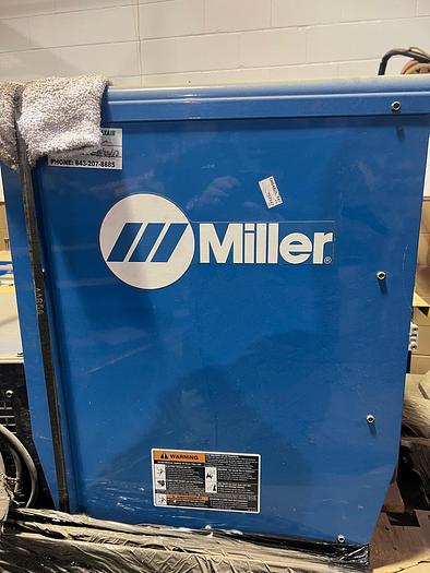 Used ABB IRB 4600-20/2.5 6 AXIS CNC MIG WELDING ROBOT WITH MILLER AUTO AXCESS 450-DI WELDING POWER SUPPLY