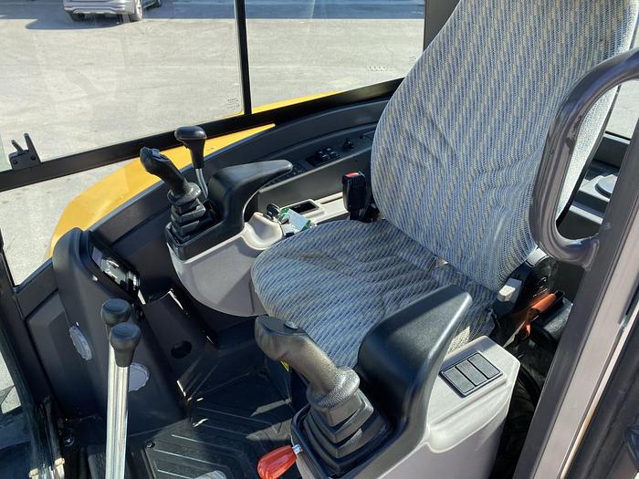 Usato 2019 VOLVO ECR 50D