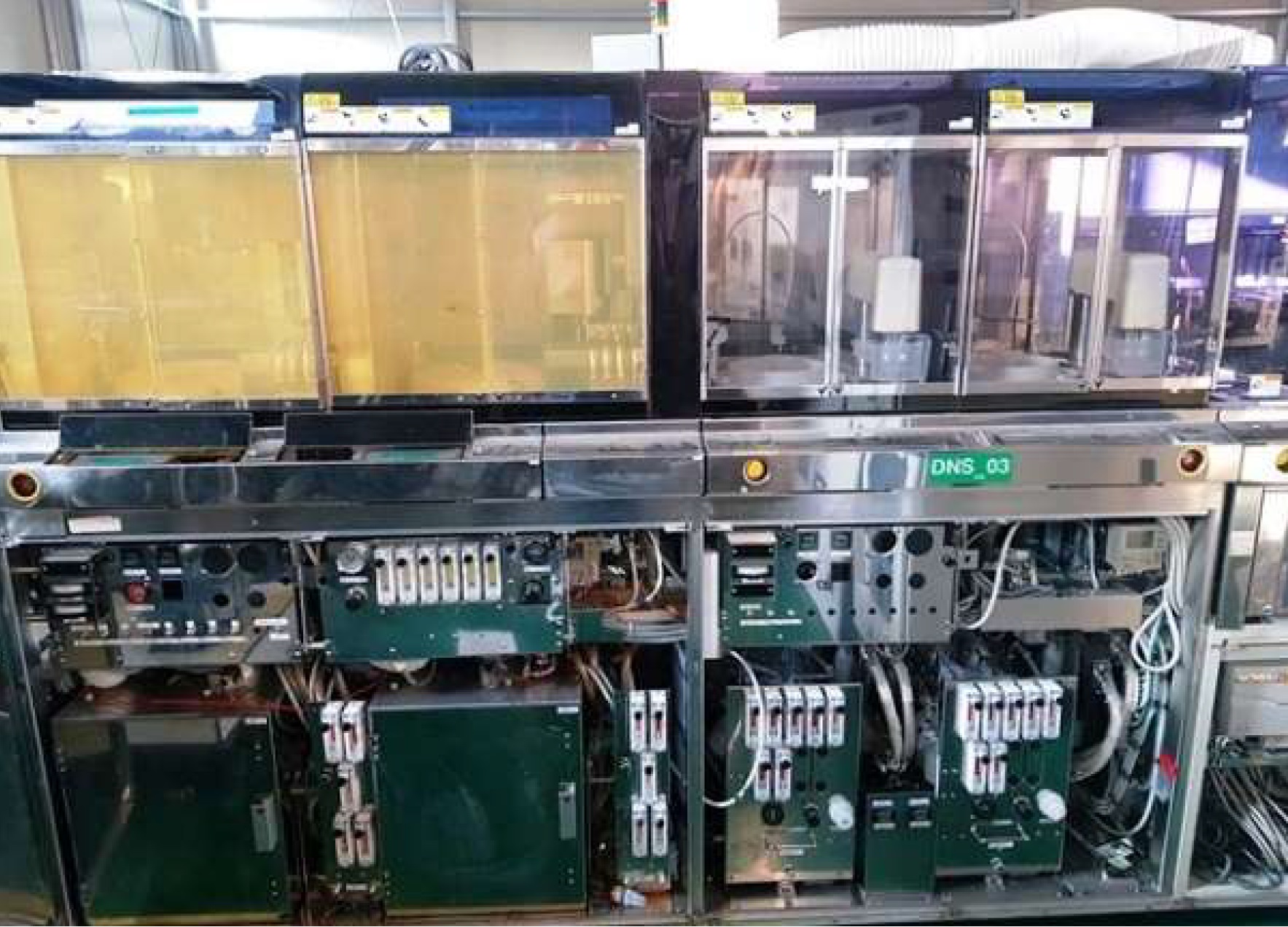 Used 1995 DNS Dainippon Screen SK-W80B-AVPE 2C2D Coater Developer