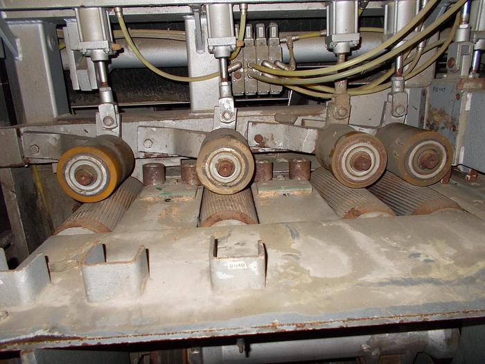 Used PAUL 14-MKL DEFECTING & OPTIMIZING SAW SYSTEMS