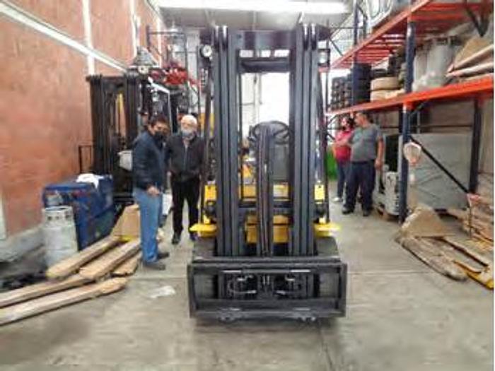 Usado Montacargas a Gas Hyundai modelo 25G-7M