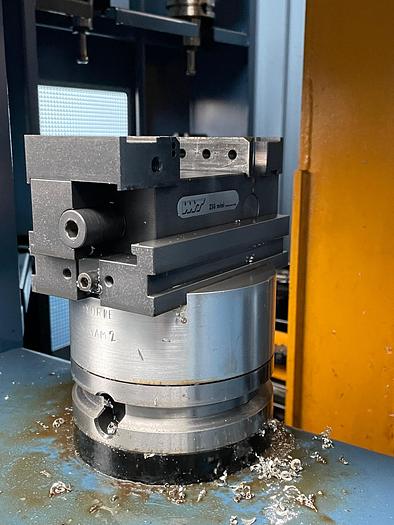 Gebraucht 5-Achsen-Bearbeitungszentrum MATSUURA MAM 72-3VS