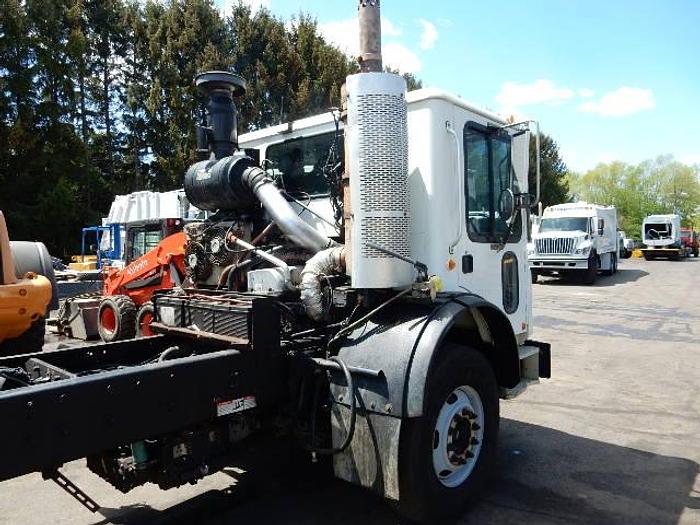 Used 2008 Mack MRU613