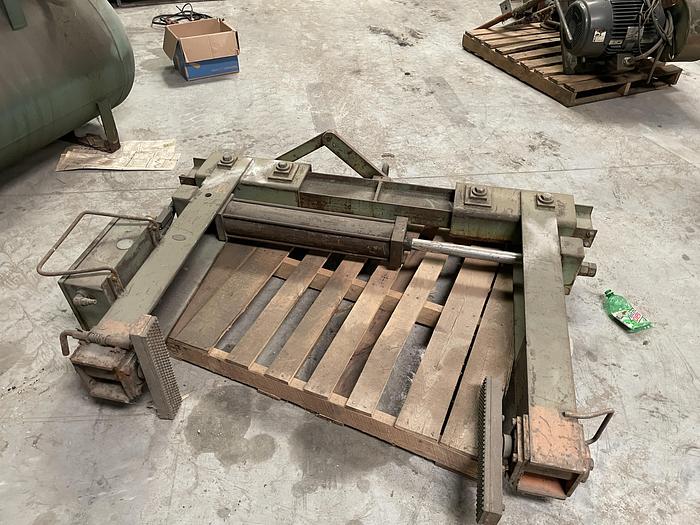 Used CLEVELAND MOLD HANDLER