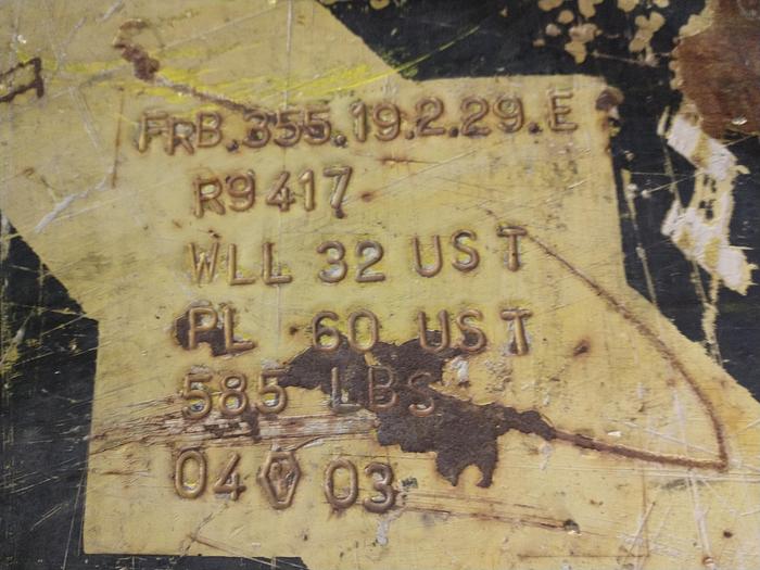 Used r9417 30 tone crane block