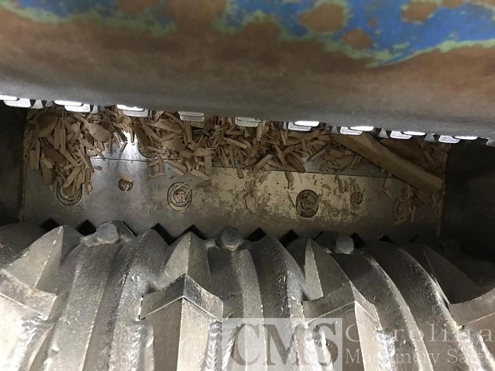 Used 1997 Vecoplan 18" Horizontal Grinder for Sale in Midwest