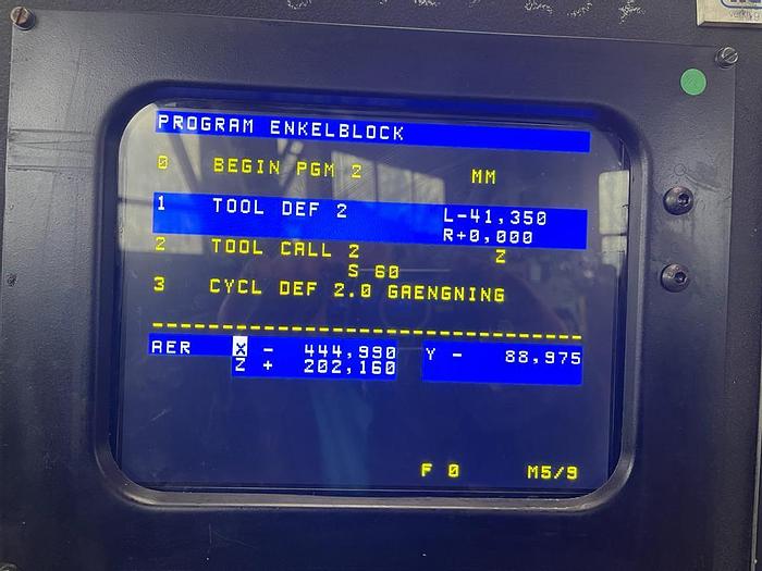 Used Frezarka CNC Correa