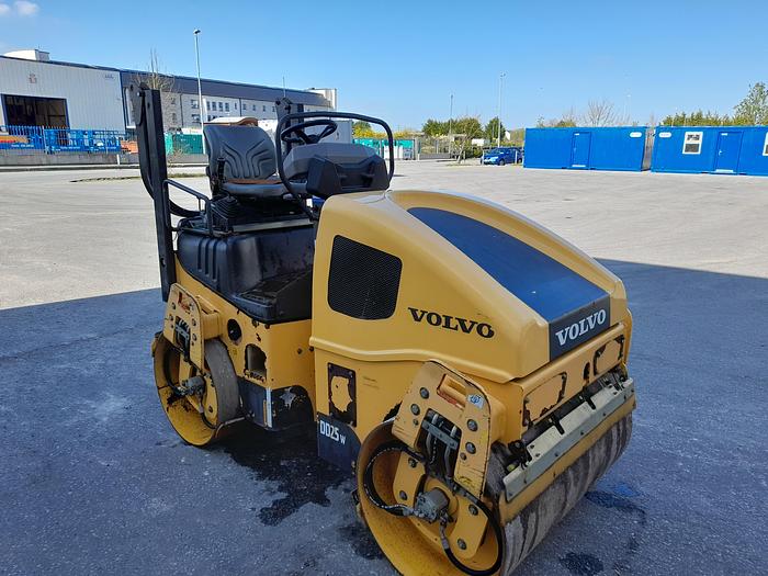 Used 2015 Volvo DD23W