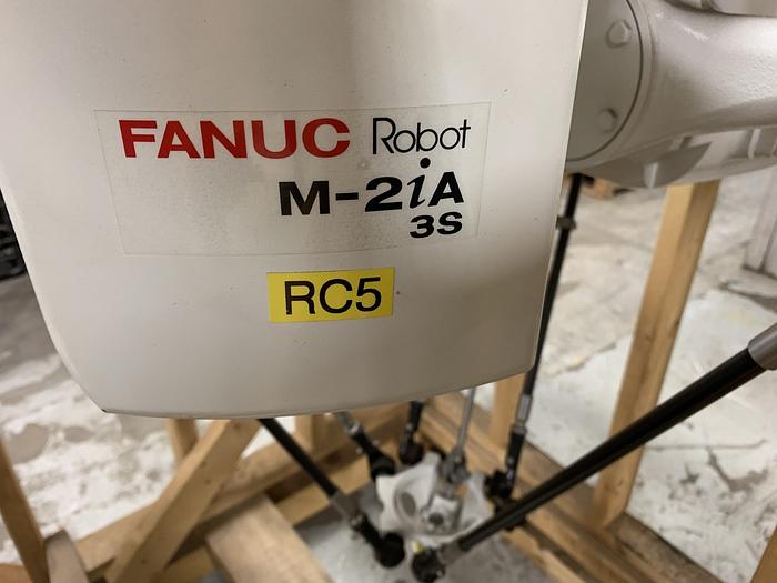 Used 2013 FANUC M2iA/3S HIGH SPEED PICKING & ASSEMBLY ROBOT