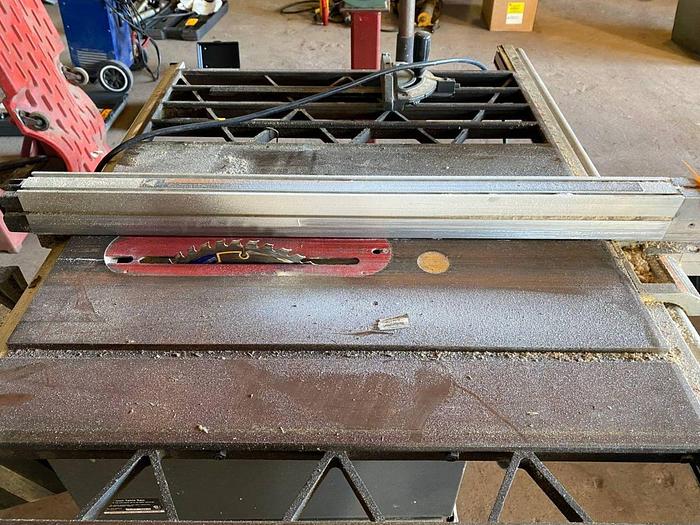 Used CRAFTSMAN 10"  TABLE SAW