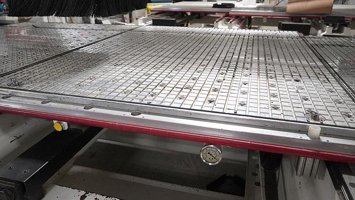 Used 2006 C.R. ONSRUD 146C18D