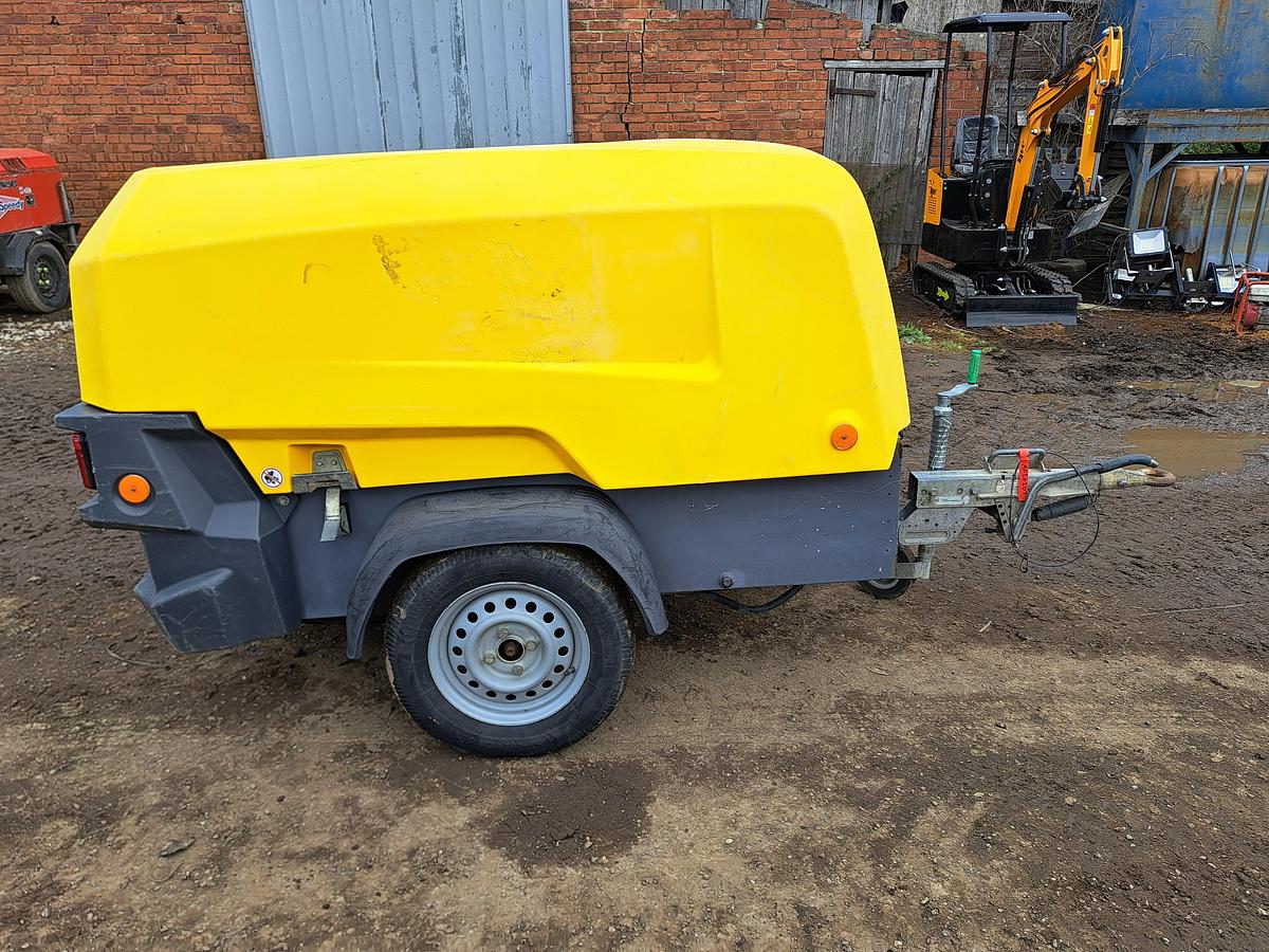 Used Atlas copco xas68